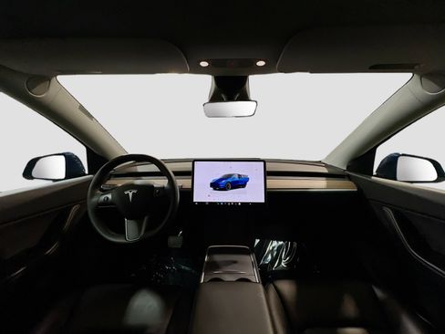 Used 2022 Tesla Model Y Long Range AWD/4WD image 17