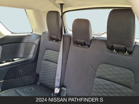 Used 2024 Nissan Pathfinder S FWD image 25
