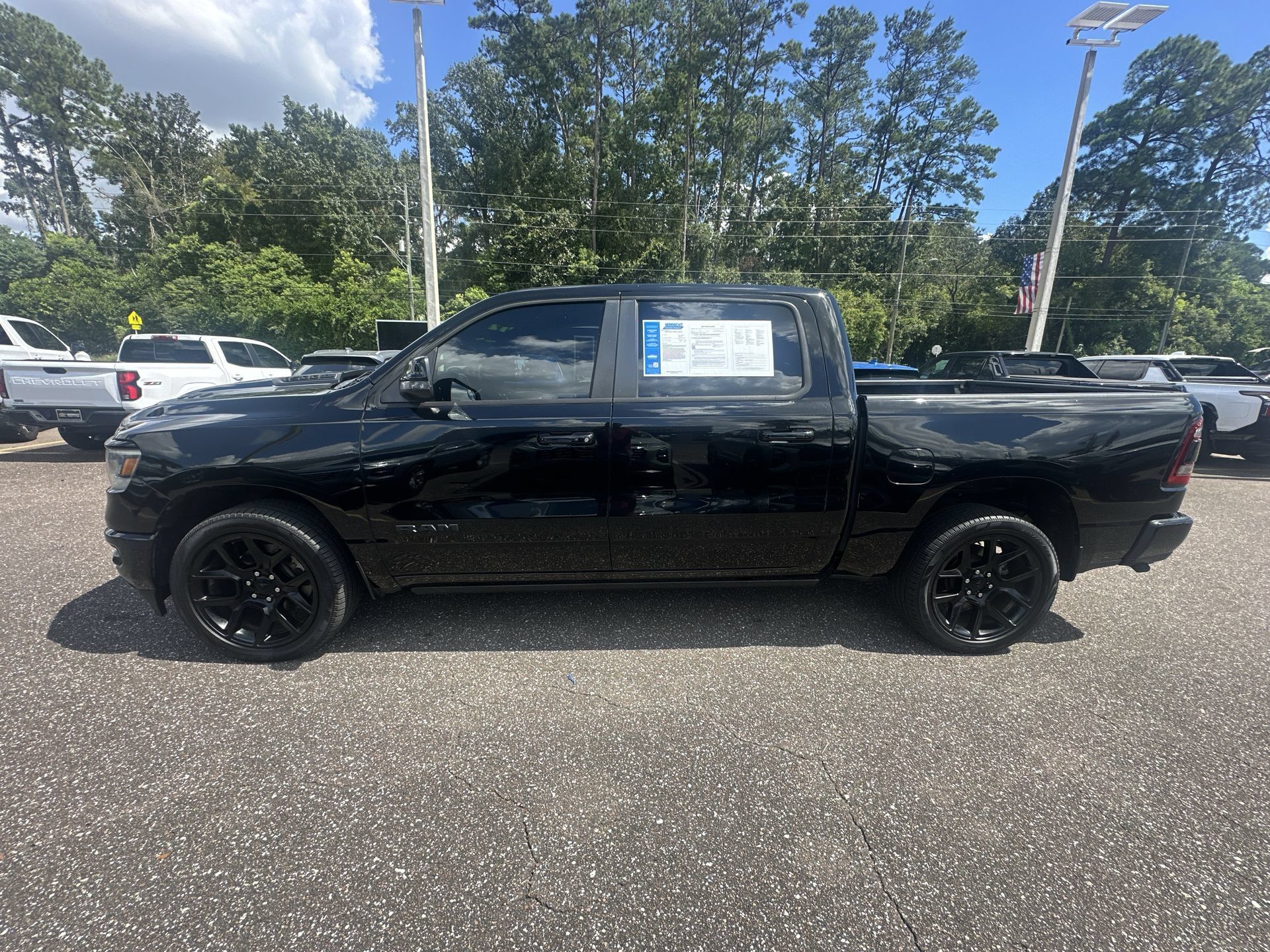 Used 2023 RAM 1500 Laramie RWD image 13