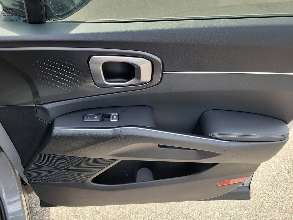 New 2026 Kia Sorento S w/ S Panoramic Sunroof Package FWD image 10