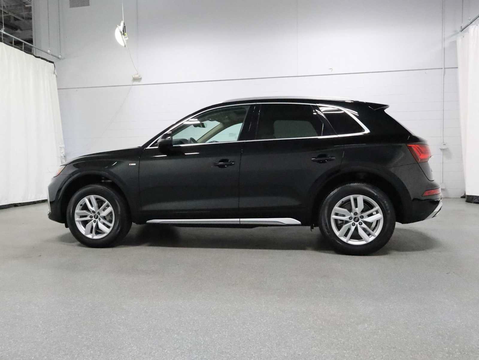 Used 2024 Audi Q5 2.0T Premium AWD/4WD image 2