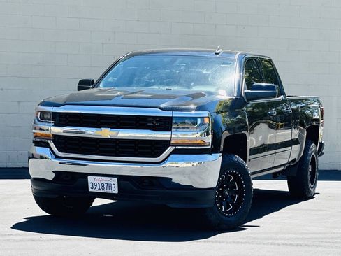 Used 2019 Chevrolet Silverado 1500 LT AWD/4WD image 4