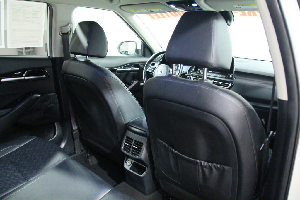 Used 2021 Kia Seltos SX AWD/4WD image 23
