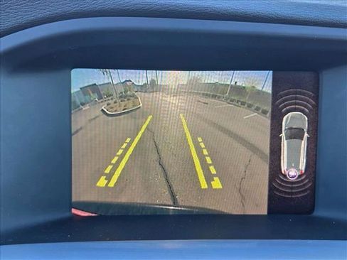 Used 2018 Volvo V60 T5 Cross Country Platinum image 14