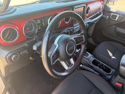 Used 2022 Jeep Wrangler Rubicon w/ LED Lighting Group AWD/4WD image 22