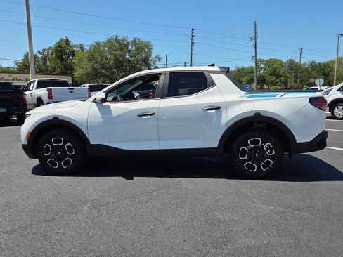 Used 2024 Hyundai Santa Cruz SE FWD image 4