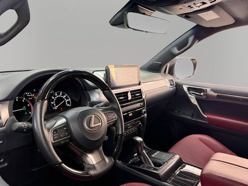 Used 2023 Lexus GX 460 Premium w/ Premium Package AWD/4WD image 16