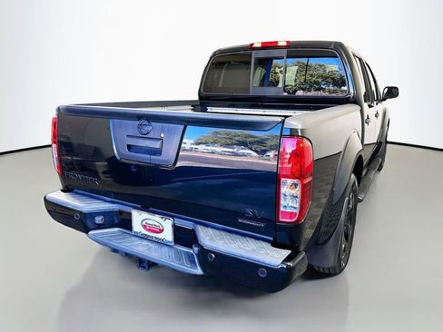 Used 2020 Nissan Frontier SV w/ Midnight Edition Floor Mats image 5