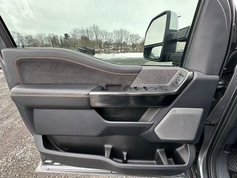 Used 2024 Ford F250 Platinum w/ Tremor Off-Road Package image 6