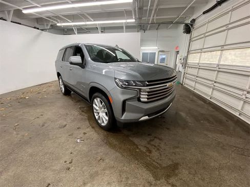 Used 2024 Chevrolet Tahoe High Country w/ Premium Package image 8