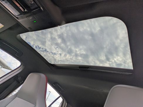 Certified 2023 Volkswagen GTI SE FWD image 21