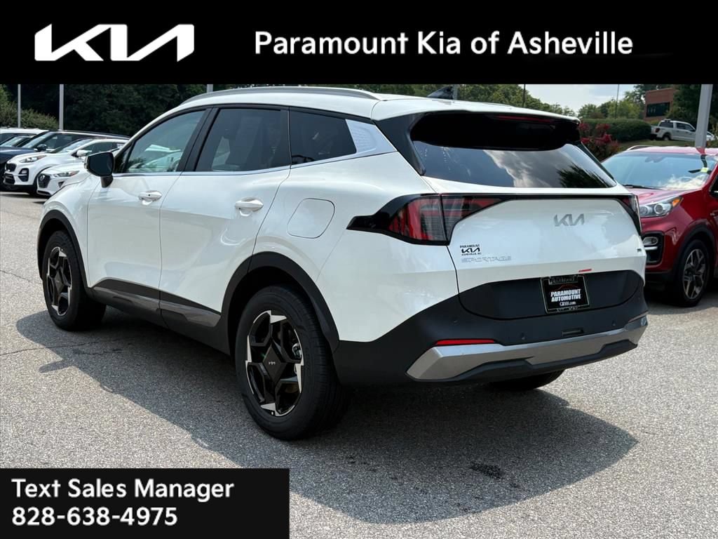 Certified 2026 Kia Sportage EX AWD/4WD image 4