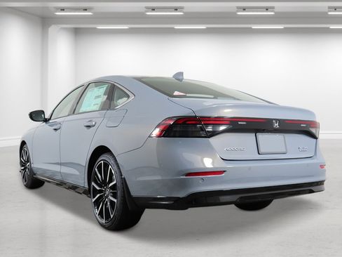 New 2026 Honda Accord Touring image 5