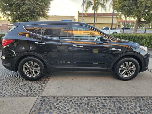 Used 2016 Hyundai Santa Fe Sport FWD image 4