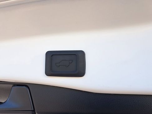 Used 2024 Toyota RAV4 Limited image 7