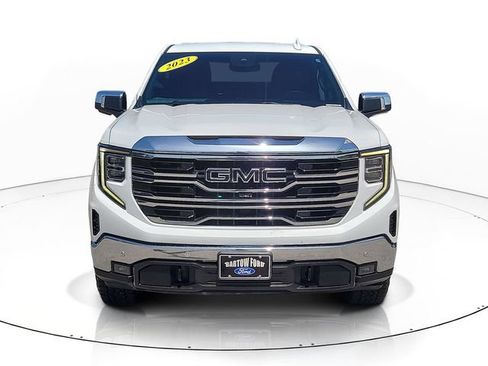 Used 2023 GMC Sierra 1500 SLT w/ SLT Premium Plus Package AWD/4WD image 2