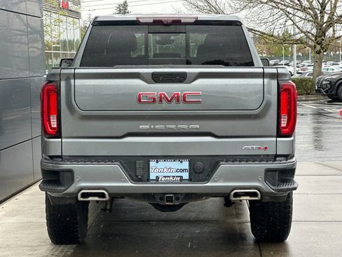 Used 2020 GMC Sierra 1500 AT4 w/ AT4 Premium Package AWD/4WD image 4