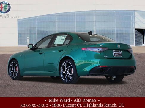 New 2025 Alfa Romeo Giulia AWD w/ Veloce Package AWD image 3