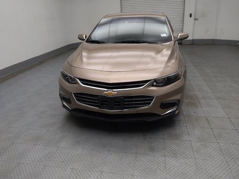 Used 2018 Chevrolet Malibu LT w/ Driver Confidence Package image 15