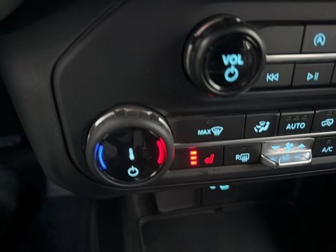 Used 2022 Ford Bronco Badlands image 22