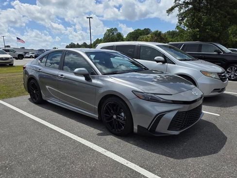 Certified 2025 Toyota Camry SE w/ Multimedia Upgrade Package FWD image 1