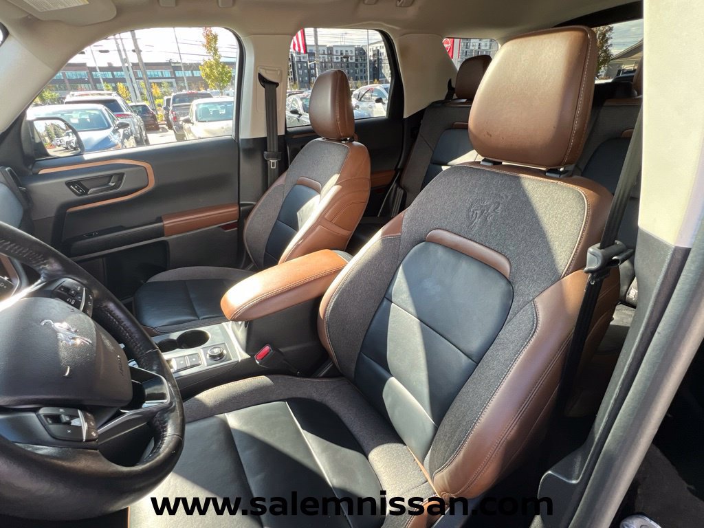 Used 2023 Ford Bronco Sport Outer Banks w/ Tech Package AWD/4WD image 9