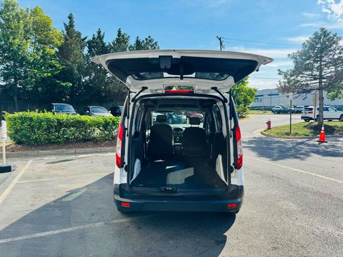 Used 2015 Ford Transit Connect XLT FWD image 17