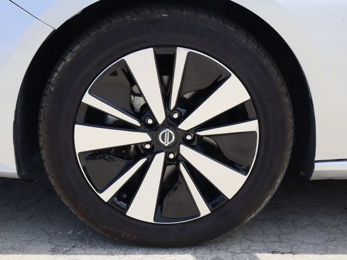 Used 2022 Nissan Altima 2.5 SV FWD image 29