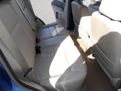 Used 2009 Ford Escape XLT AWD/4WD image 12