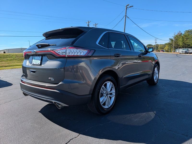 Used 2016 Ford Edge SEL w/ Equipment Group 201A AWD/4WD image 6