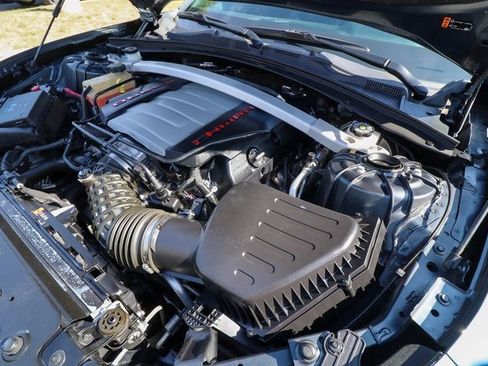 Used 2023 Chevrolet Camaro LT w/ RS Package image 28