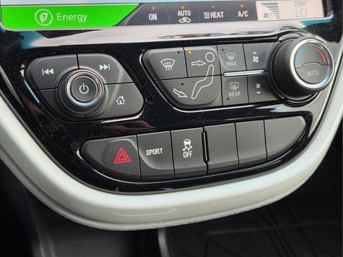 Used 2020 Chevrolet Bolt LT FWD image 25