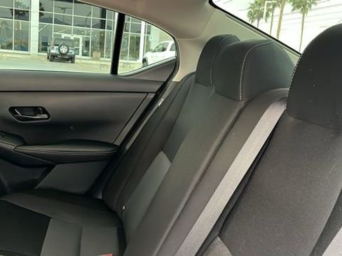 Used 2025 Nissan Sentra SV image 18