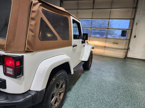 Used 2018 Jeep Wrangler Sport image 7