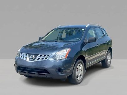 Used 2014 Nissan Rogue S w/ Convenience Package