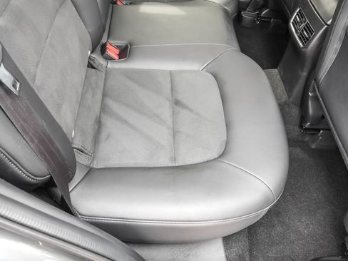 Used 2019 MAZDA CX-5 Touring image 35