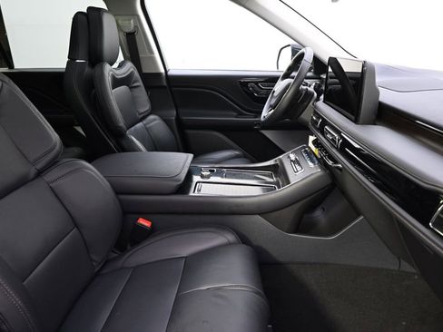 New 2026 Lincoln Aviator Reserve AWD/4WD image 16