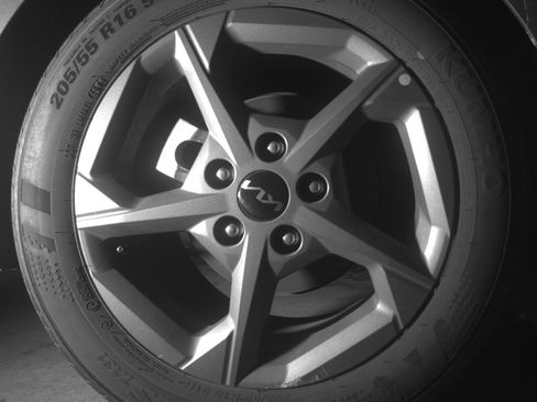 Used 2025 Kia K4 LXS image 15