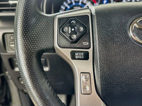 Used 2019 Toyota 4Runner SR5 AWD/4WD image 22