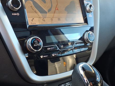 Used 2020 Nissan Murano SL w/ Moonroof Package image 19