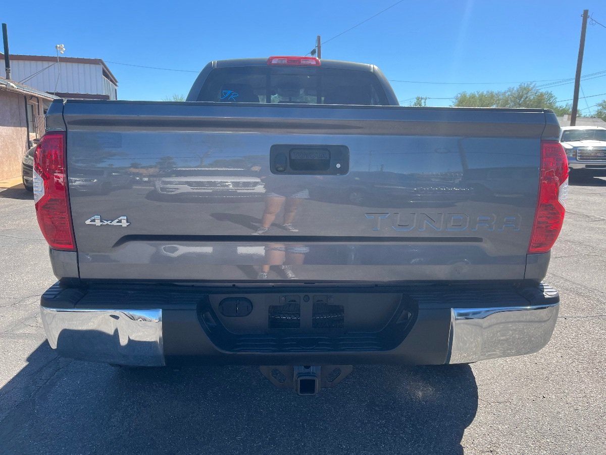Used 2014 Toyota Tundra SR5 w/ SR5 Upgrade Package AWD/4WD image 4