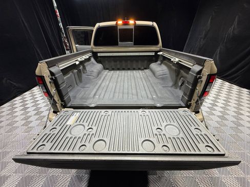 Used 2022 Nissan Frontier PRO-4X w/ Pro-4X Premium Package AWD/4WD image 34
