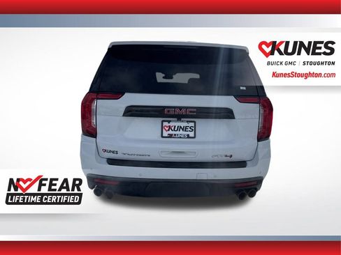 Used 2024 GMC Yukon AT4 image 10