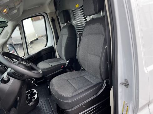 Used 2022 RAM ProMaster 2500 w/ Safety Group FWD image 15