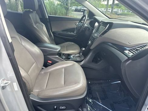 Used 2013 Hyundai Santa Fe Sport w/ Technology Pkg FWD image 15
