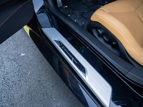 Used 2023 Chevrolet Corvette Stingray Preferred Cpe w/ 2LT RWD image 19