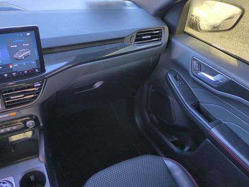 Used 2023 Ford Escape ST-Line Select w/ Tech Pack #2 image 17