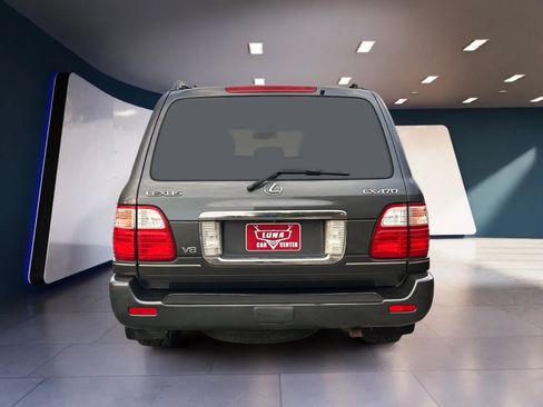 Used 2005 Lexus LX 470 LX 470 Sport Utility 4D w/ Preferred Accessory Pkg image 4