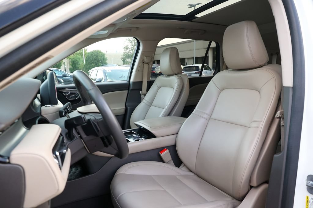 Certified 2022 Lincoln Aviator AWD w/ Premium Package image 32