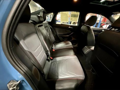 Used 2025 Volkswagen Jetta GLI Autobahn image 18